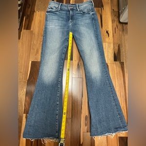 Mother Denim Weekender Mid Rise Flare Jeans sz 28